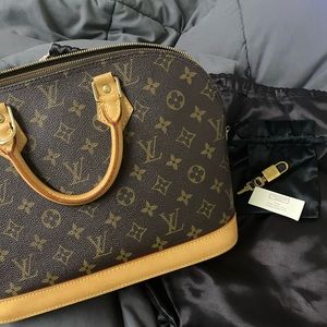 Louis Vuitton Monogram Alma PM
